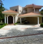 metro-golf-and-country-club-rental-villa-5-br-ourtside-front-view